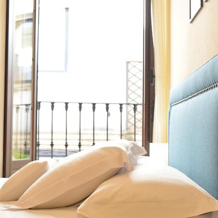 Apartamento Puerta De Cordoba- Exterior Con Balcones Zewnętrze zdjęcie