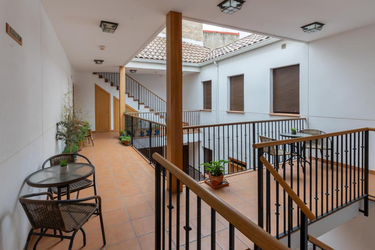 Apartamento Puerta De Cordoba- Exterior Con Balcones Zewnętrze zdjęcie