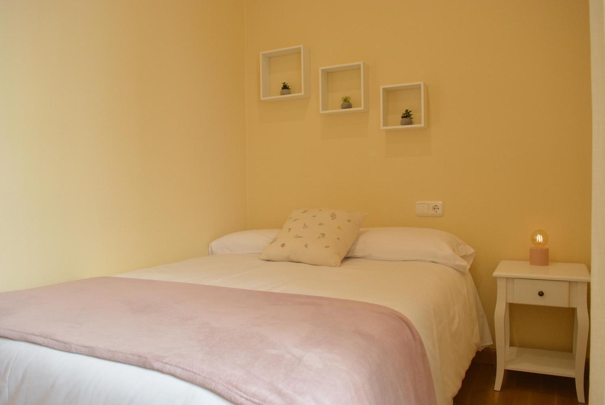 Apartamento Puerta De Cordoba- Exterior Con Balcones Zewnętrze zdjęcie
