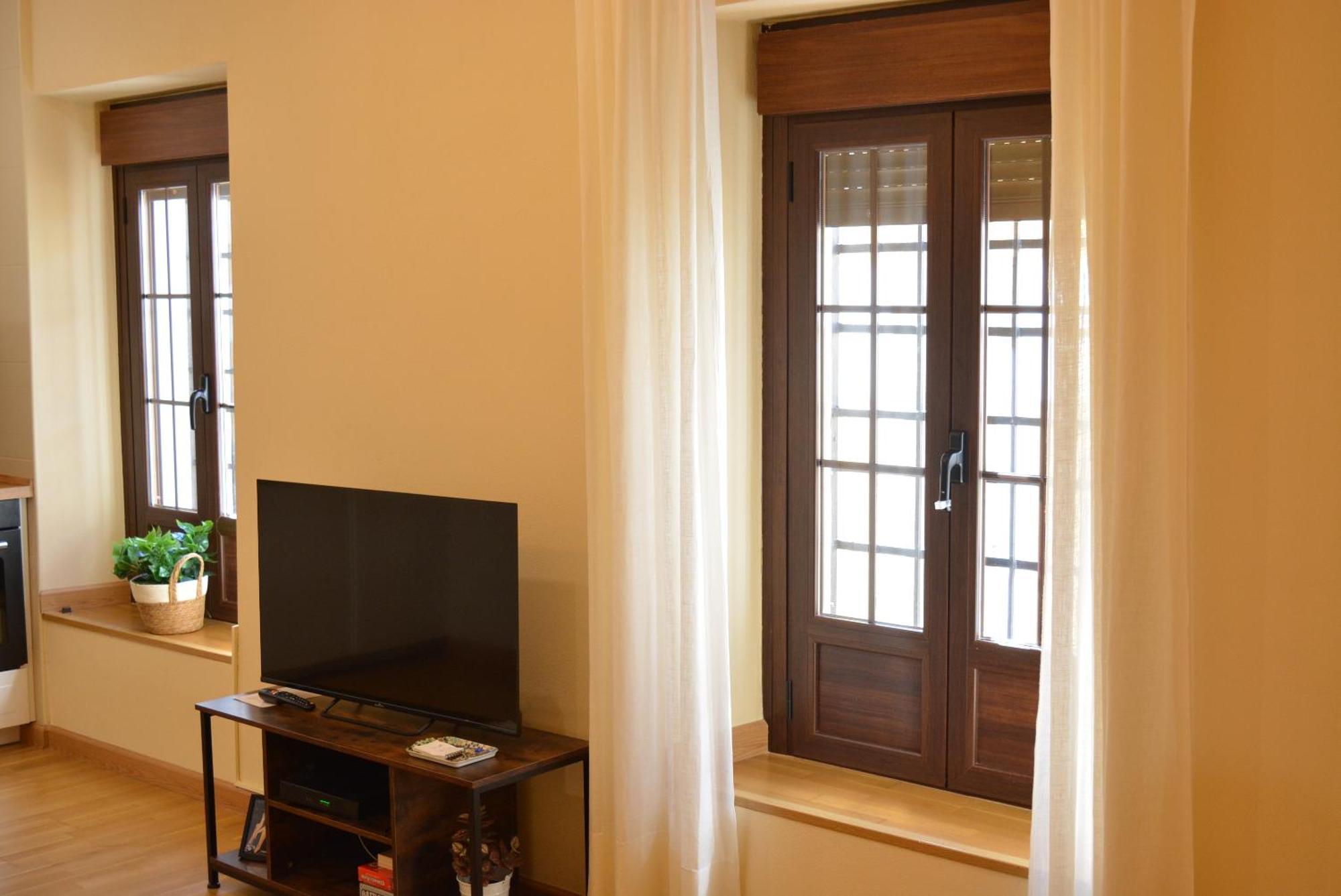 Apartamento Puerta De Cordoba- Exterior Con Balcones Zewnętrze zdjęcie