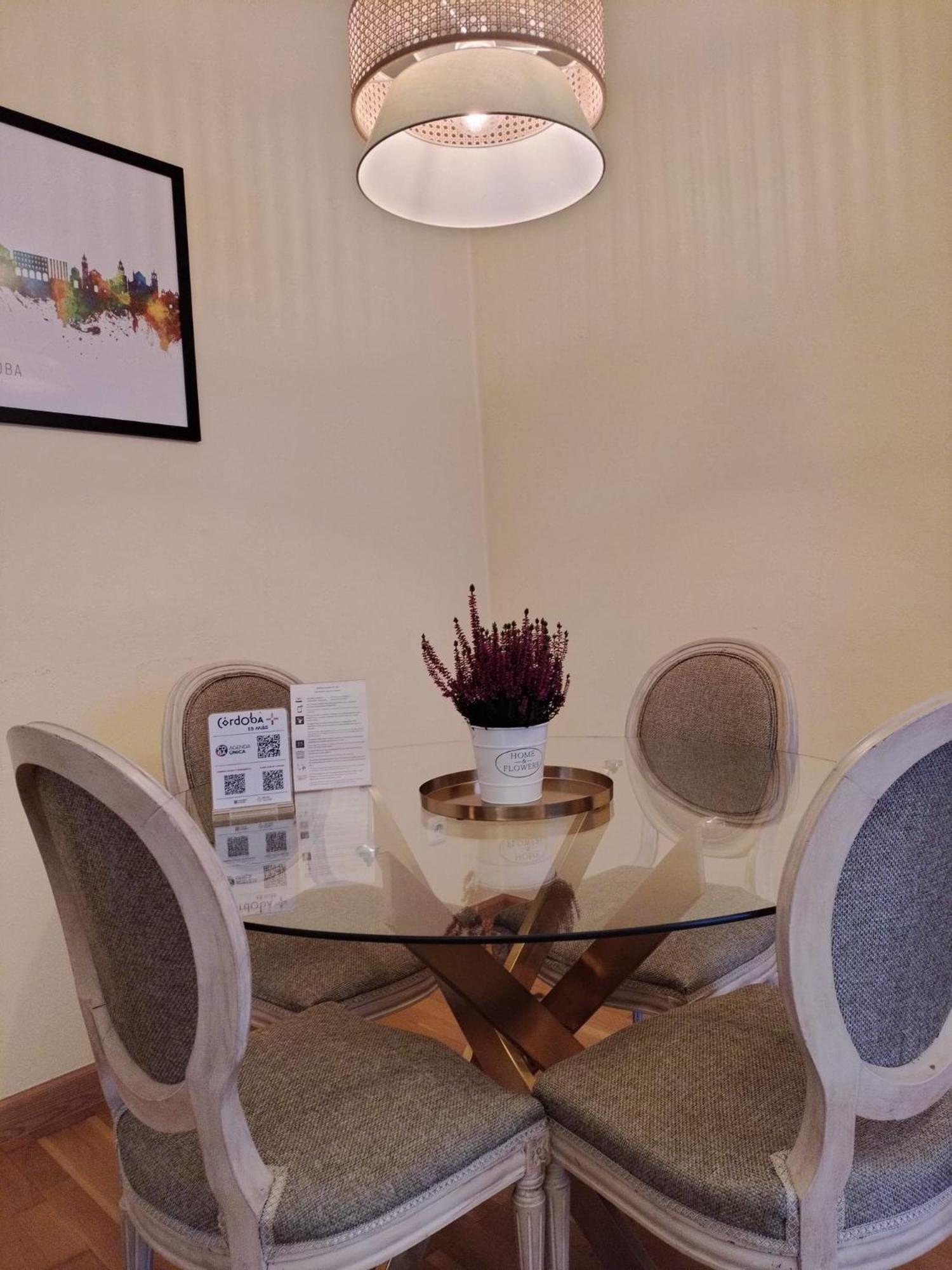 Apartamento Puerta De Cordoba- Exterior Con Balcones Zewnętrze zdjęcie
